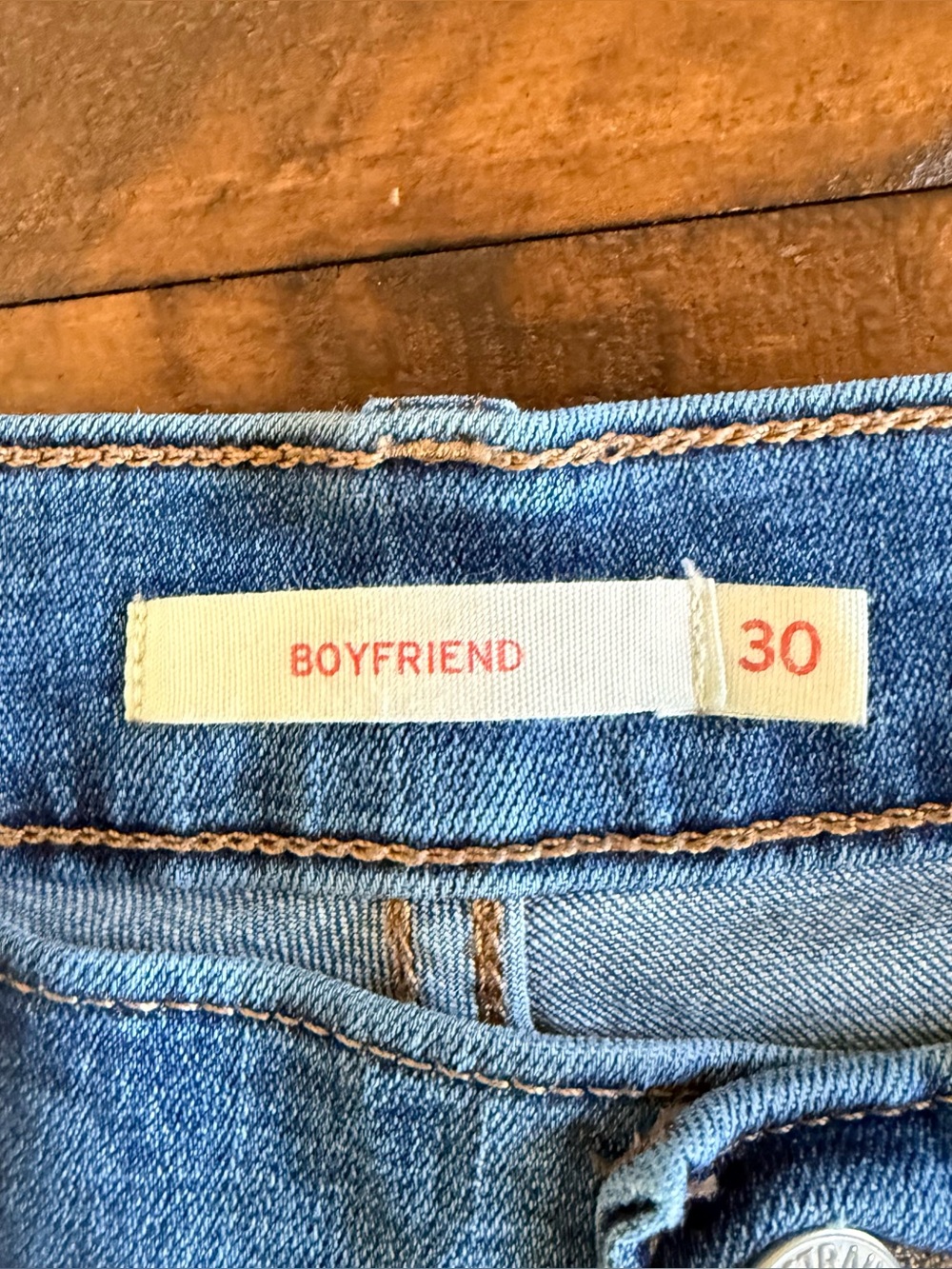 Levi’s Boyfriend Jeans, Women’s Size 30 - Picture 6 of 10